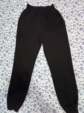 Comfrt brand women’s size XS black joggers sweatpants back zip pocket SOFT!!